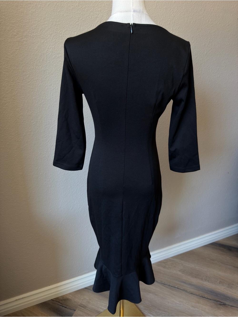 NWT Vfshow Classic Black Long-Sleeve Mermaid Midi Dress, XS - Picture 5 of 9